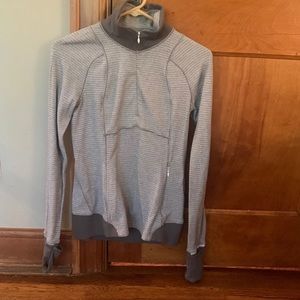 Half zip women’s athletic jacket size 4